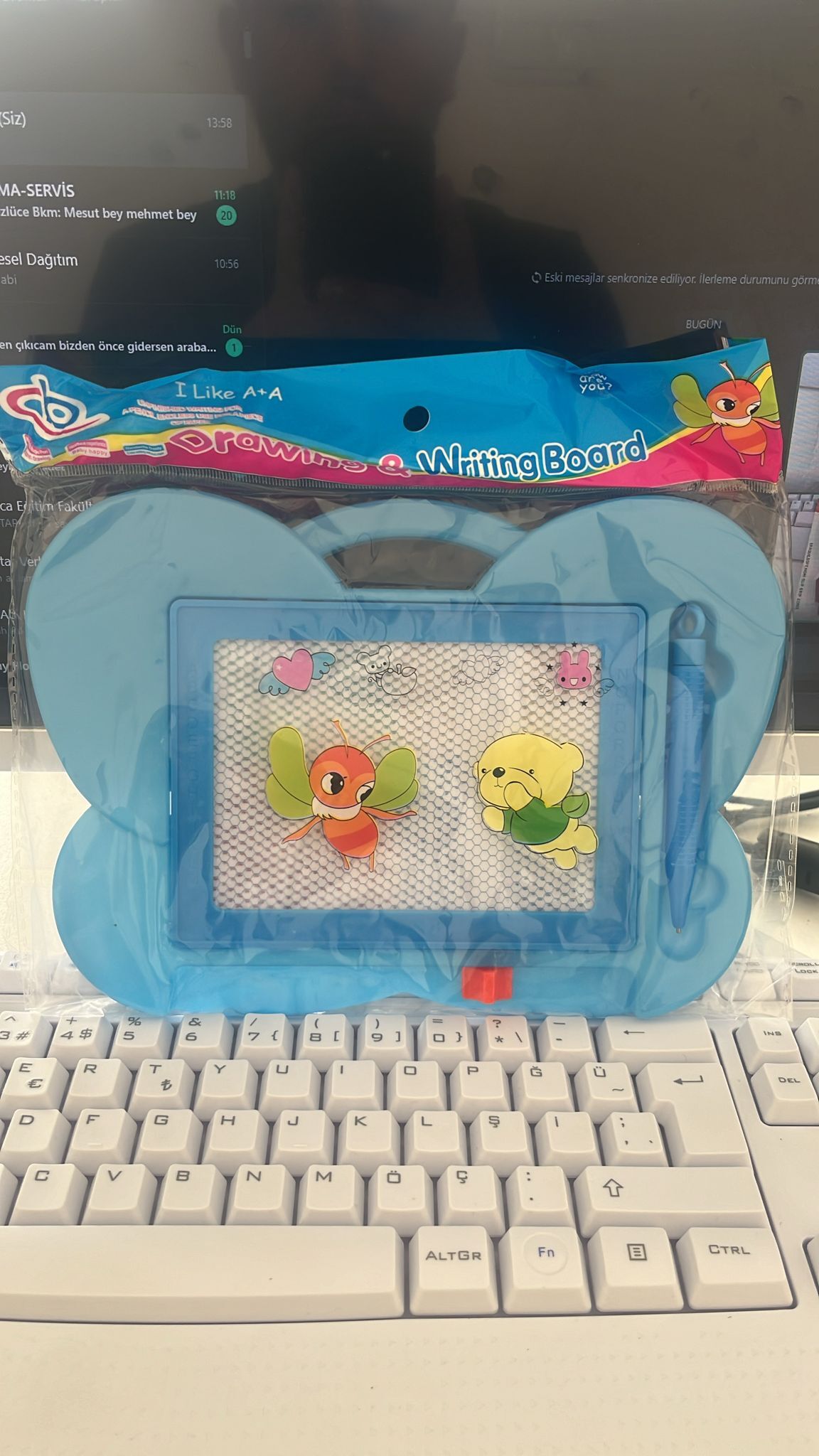 ŞEKİLLİ MIKNATISLI YAZI TAHTASI