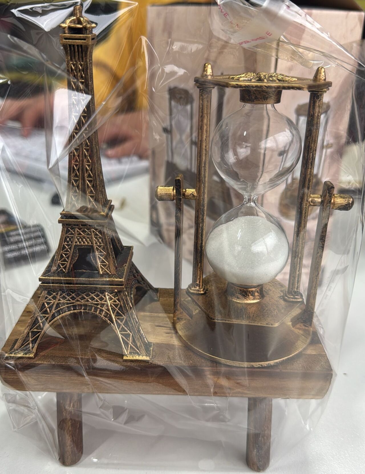 AHŞAP EYFEL KULESİ KUM SAATİ