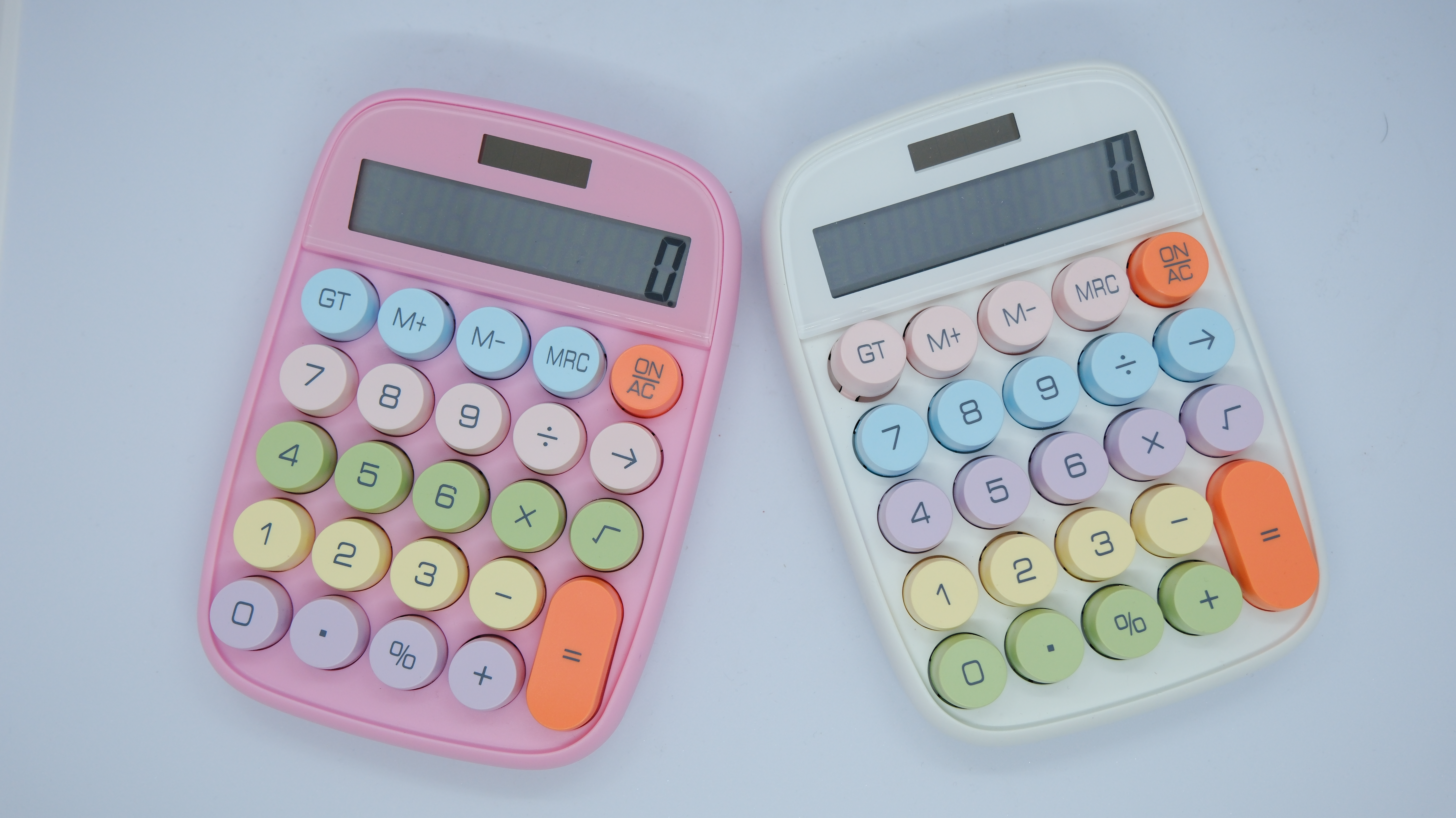 ELECTRONİC RENKLİ HESAP MAKİNESİ